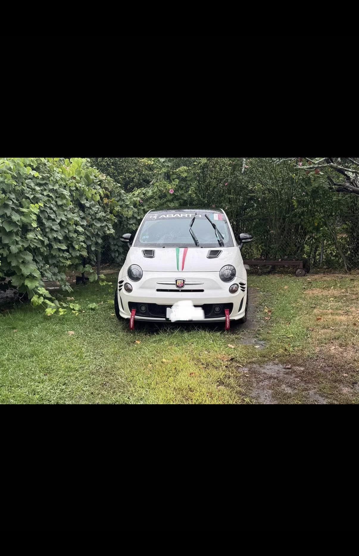 Used 2017 FIAT 500 Abarth w/ Popular Equipment Package FWD image 5