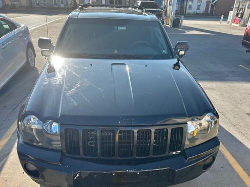 Used 2007 Jeep Grand Cherokee Laredo image 1
