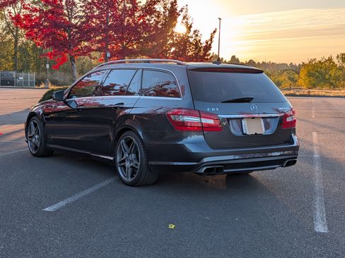 Used 2013 Mercedes-Benz E 63 AMG Wagon image 6