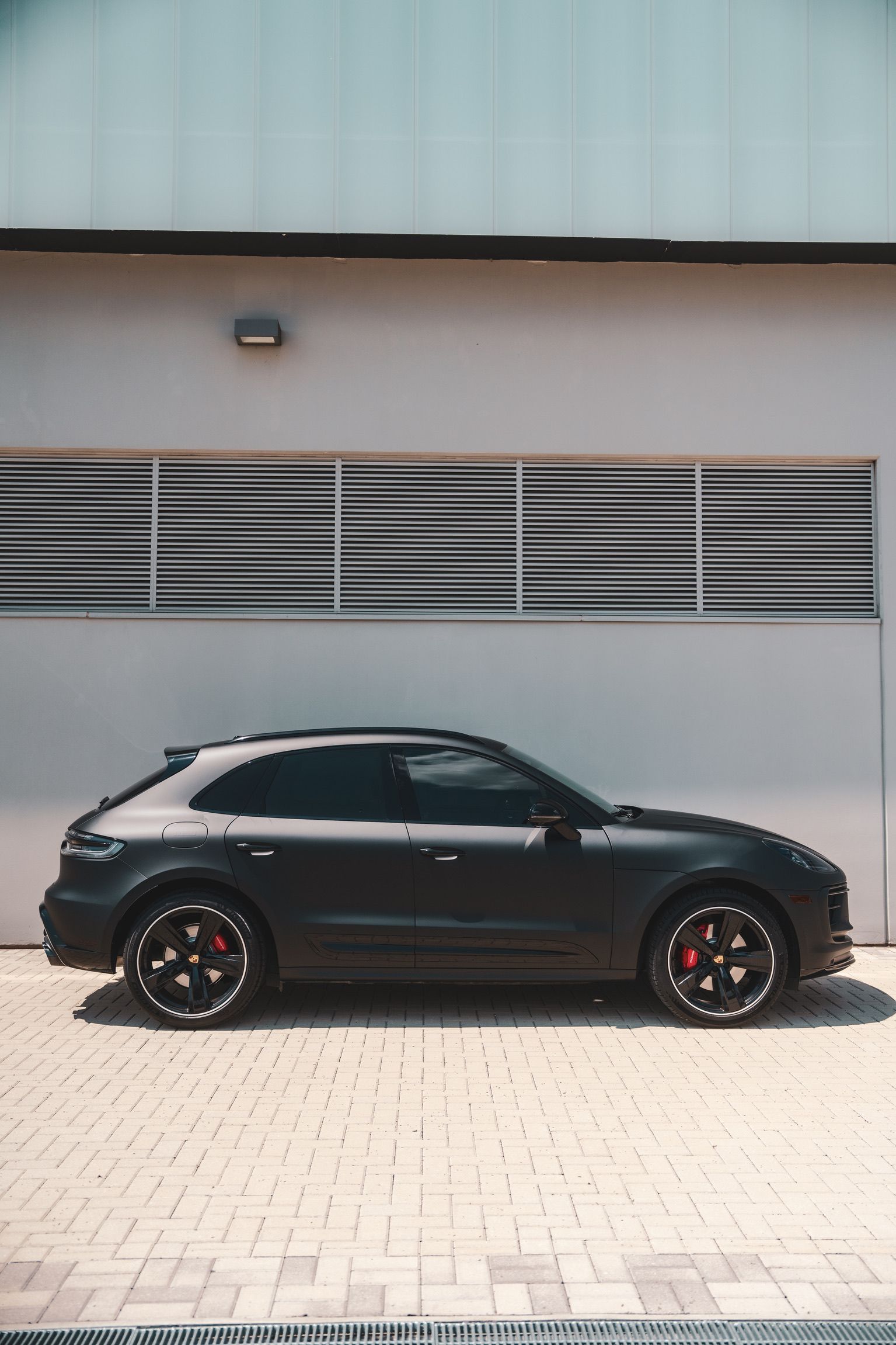 Used 2024 Porsche Macan S AWD/4WD image 9