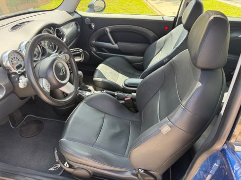 Used 2005 MINI Cooper Hardtop image 6