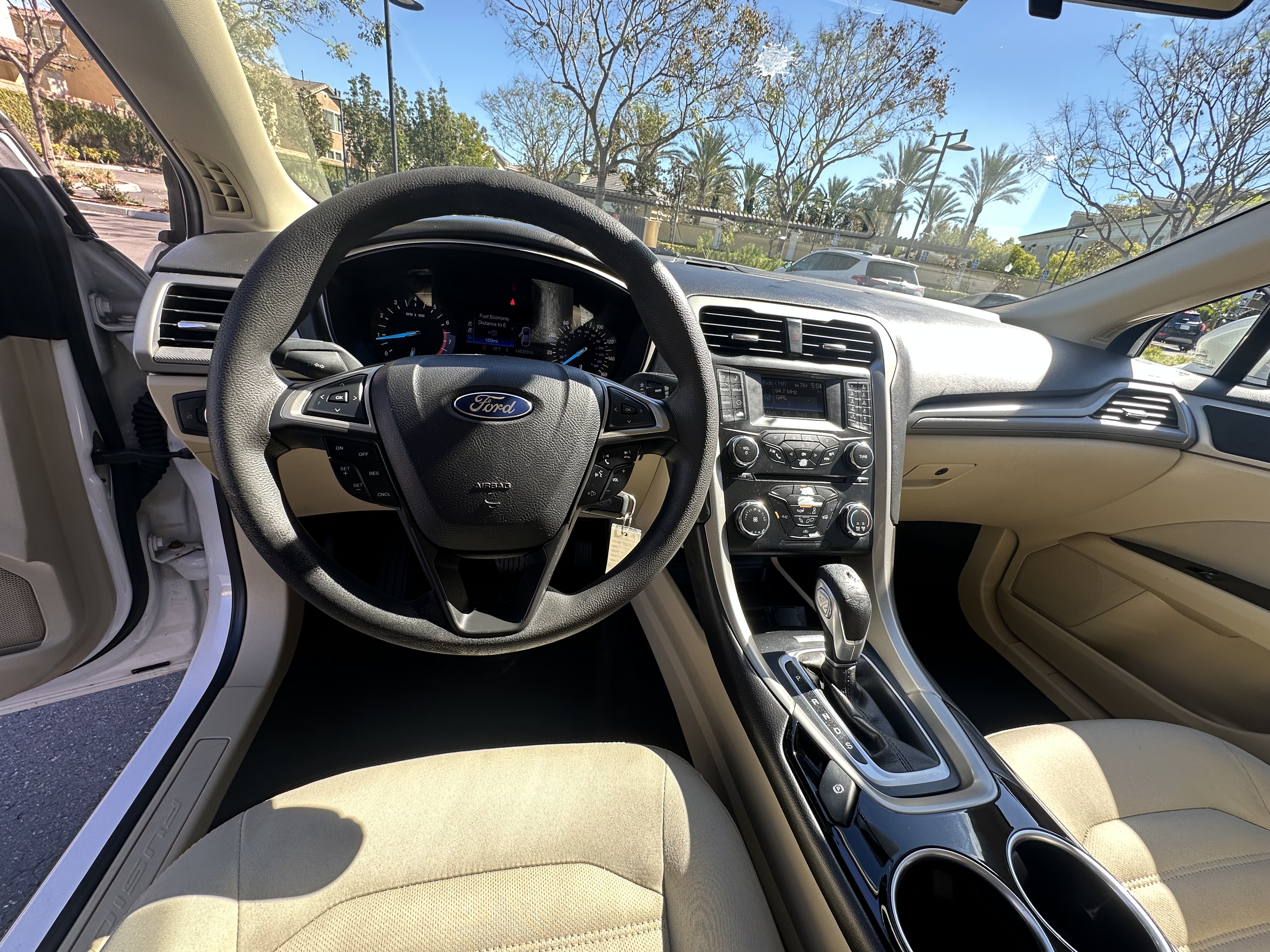 Used 2013 Ford Fusion SE FWD image 11