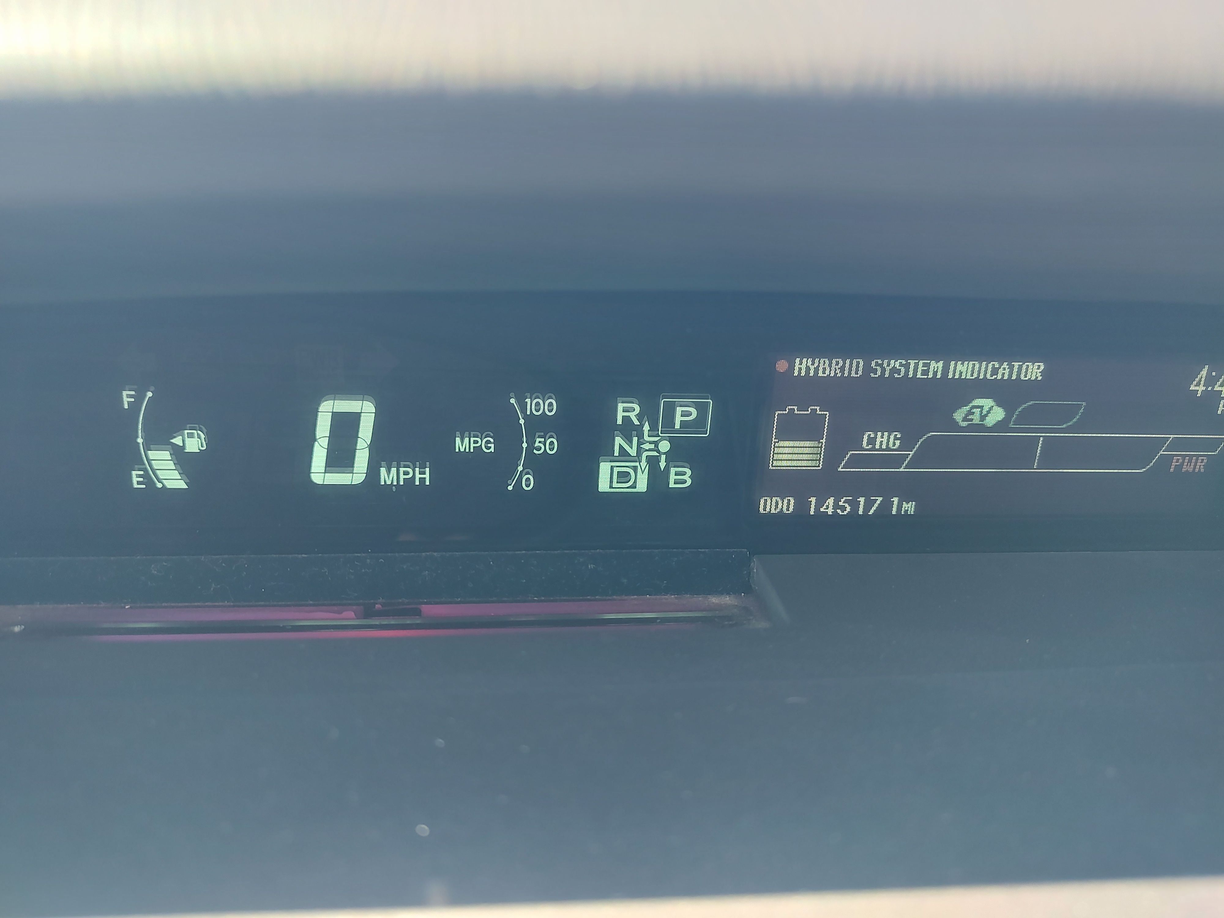 Used 2015 Toyota Prius Four w/ Deluxe Solar Roof Package FWD image 2