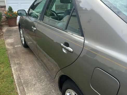 Used 2006 Toyota Camry LE FWD image 5