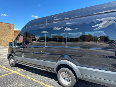 Used 2020 Ford Transit 350 XL image 6