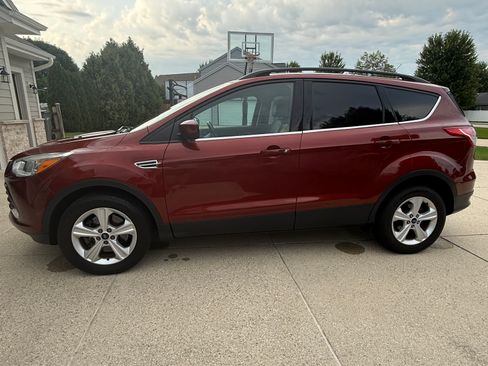 Used 2015 Ford Escape SE w/ Equipment Group 201A AWD/4WD image 5