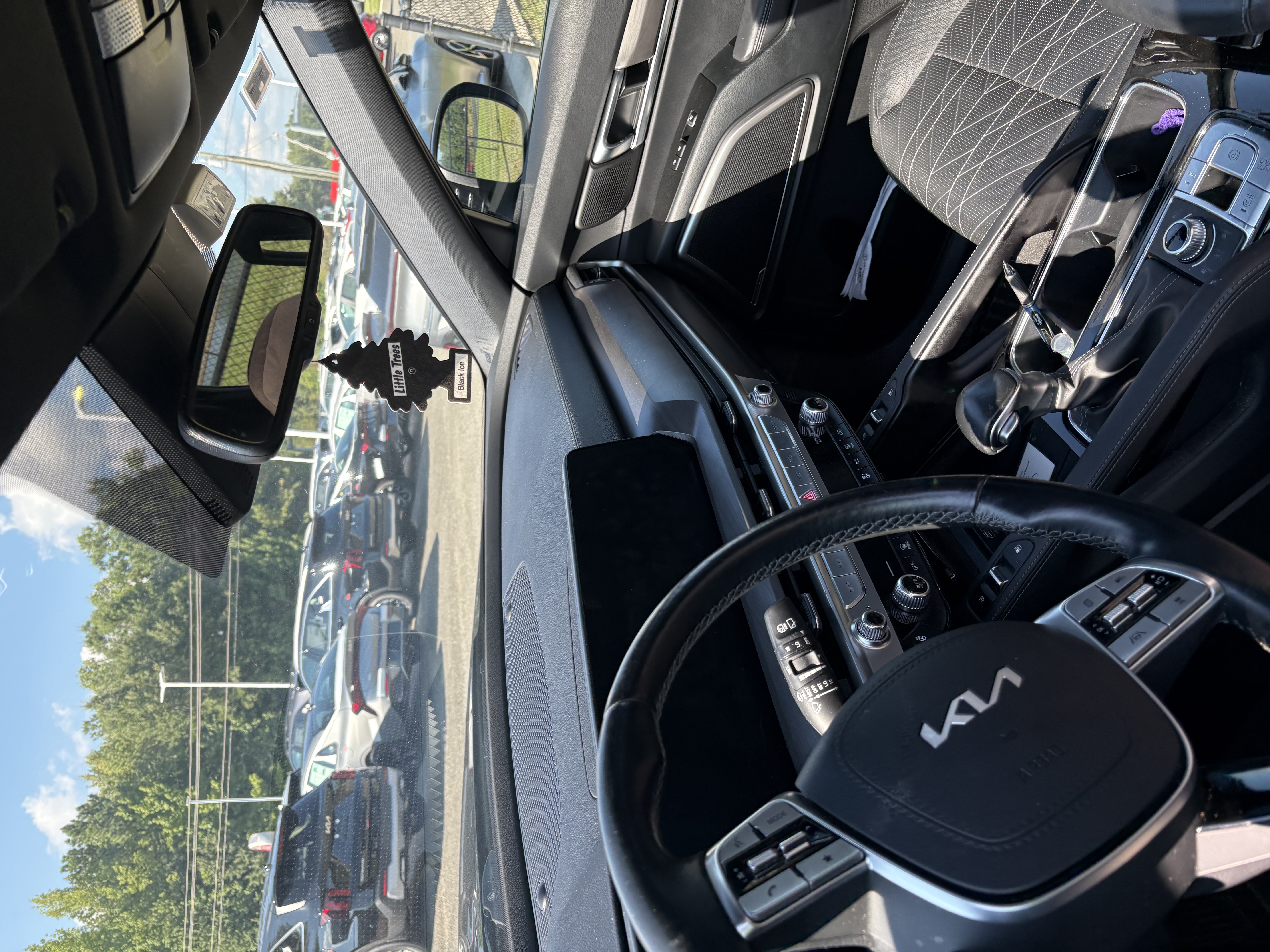 Used 2024 Kia Telluride EX X-Line AWD/4WD image 5