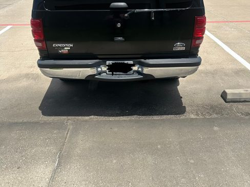 Used 2002 Ford Expedition XLT RWD image 14