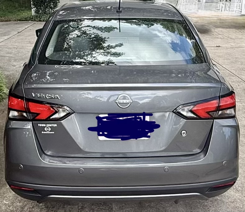 Used 2024 Nissan Versa S w/ Trunk Package FWD image 4