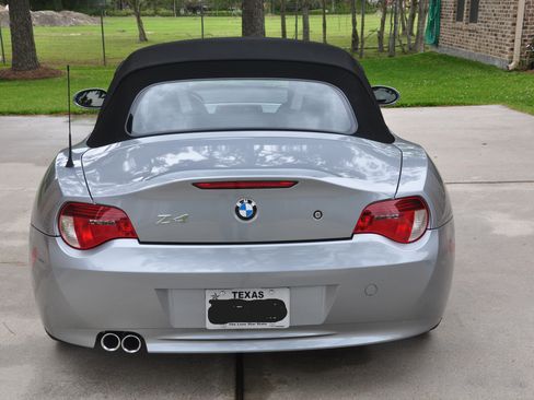 Used 2006 BMW Z4 3.0si image 8