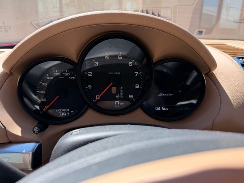 Used 2015 Porsche Boxster RWD image 11