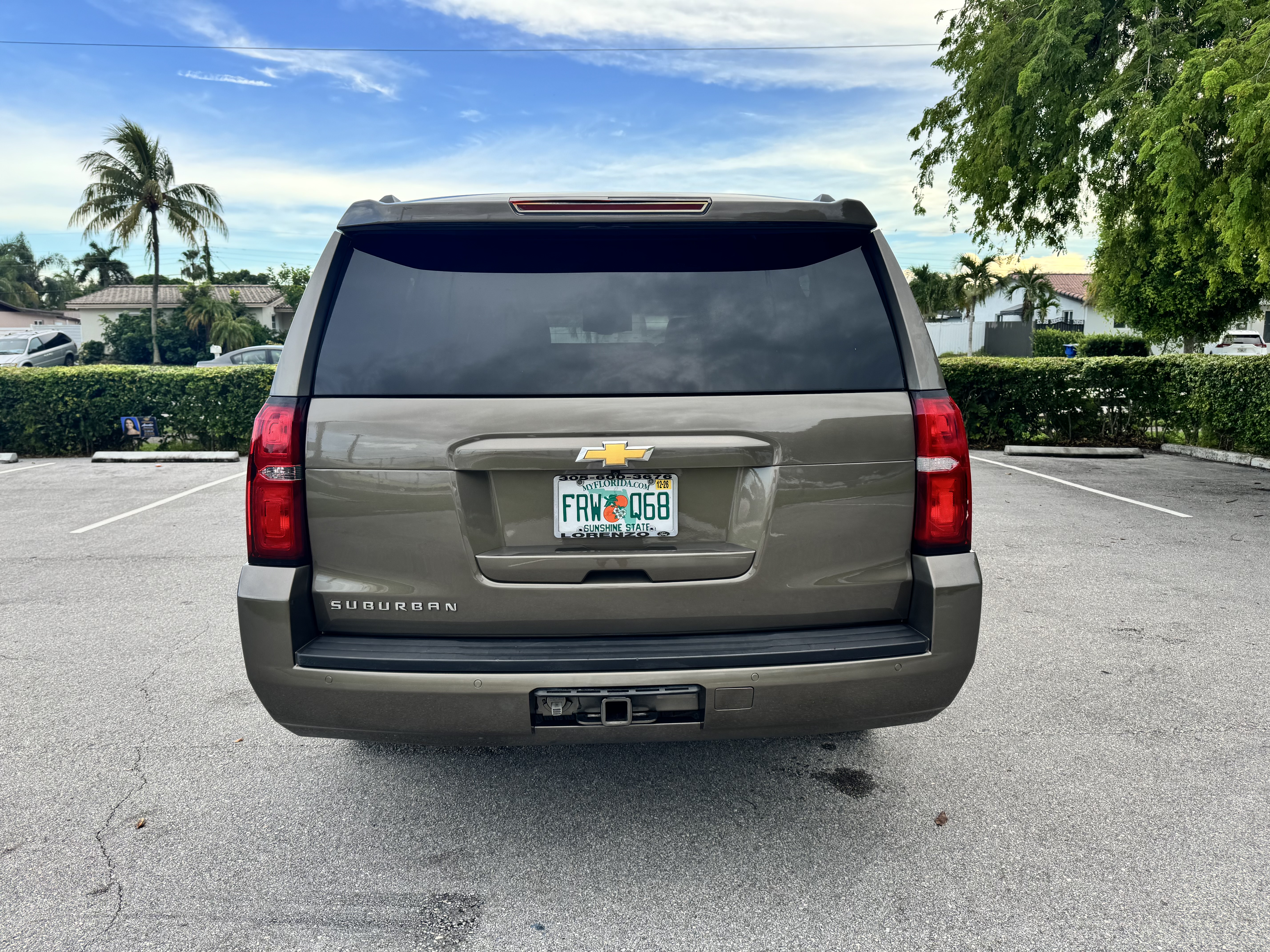 Used 2016 Chevrolet Suburban LT RWD image 5