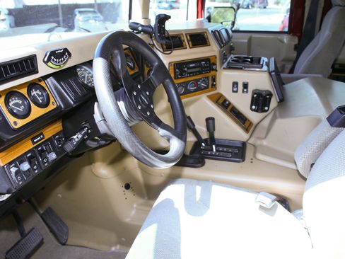 Used 1998 HUMMER H1 4-Door Wagon AWD/4WD image 10