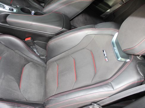 Used 2020 Chevrolet Camaro ZL1 image 15