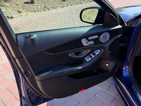 Used 2017 Mercedes-Benz C 300 Sedan image 13