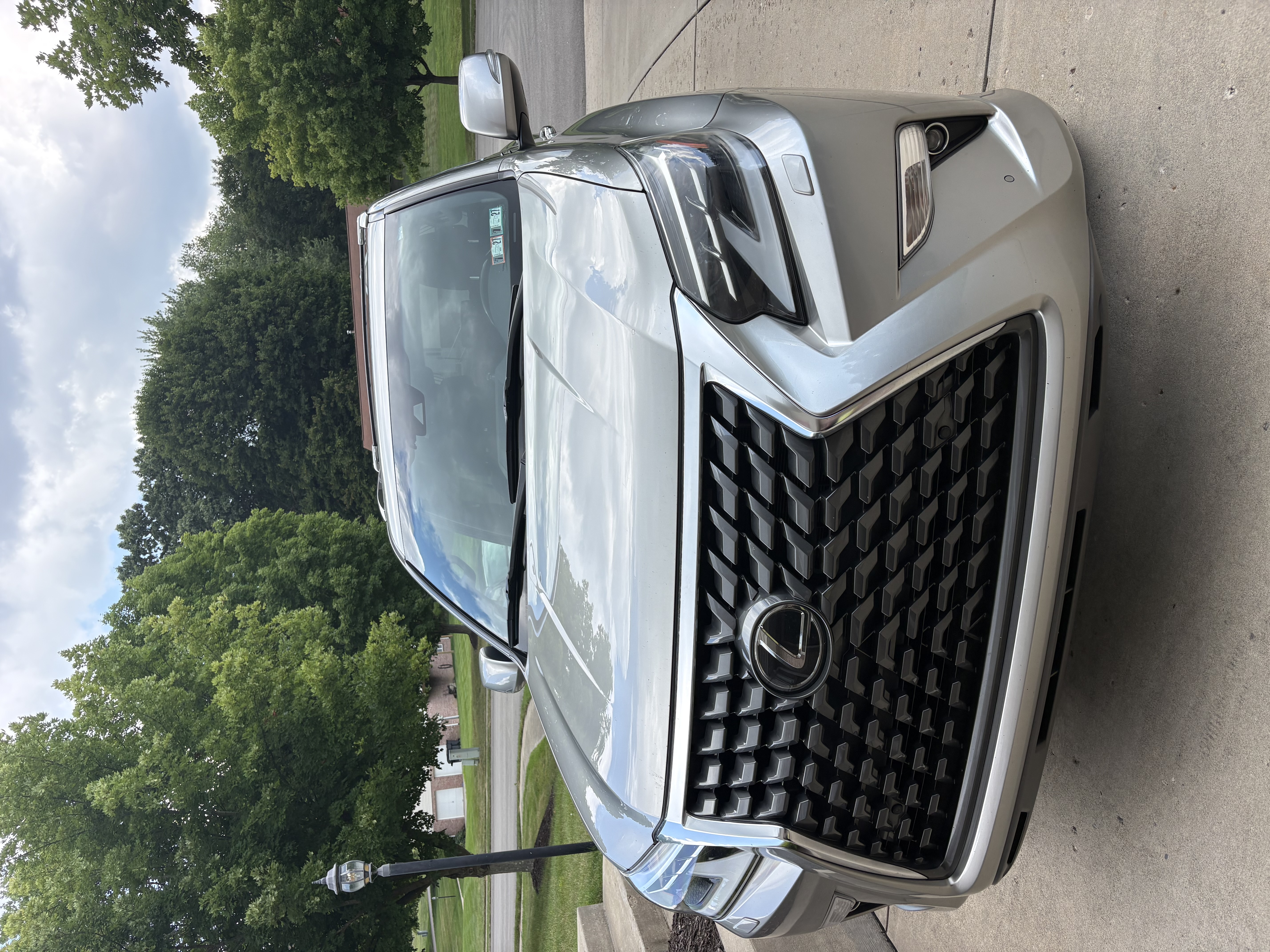 Used 2021 Lexus GX 460 Premium w/ Premium Package AWD/4WD image 2