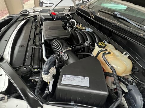 Used 2021 Cadillac Escalade Sport w/ Driver Assist Tech Package image 15