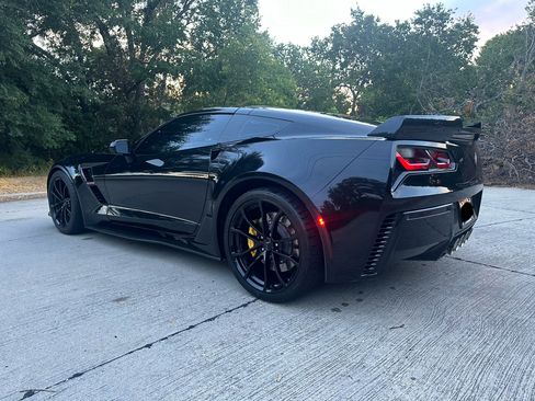 Used 2017 Chevrolet Corvette Grand Sport image 8