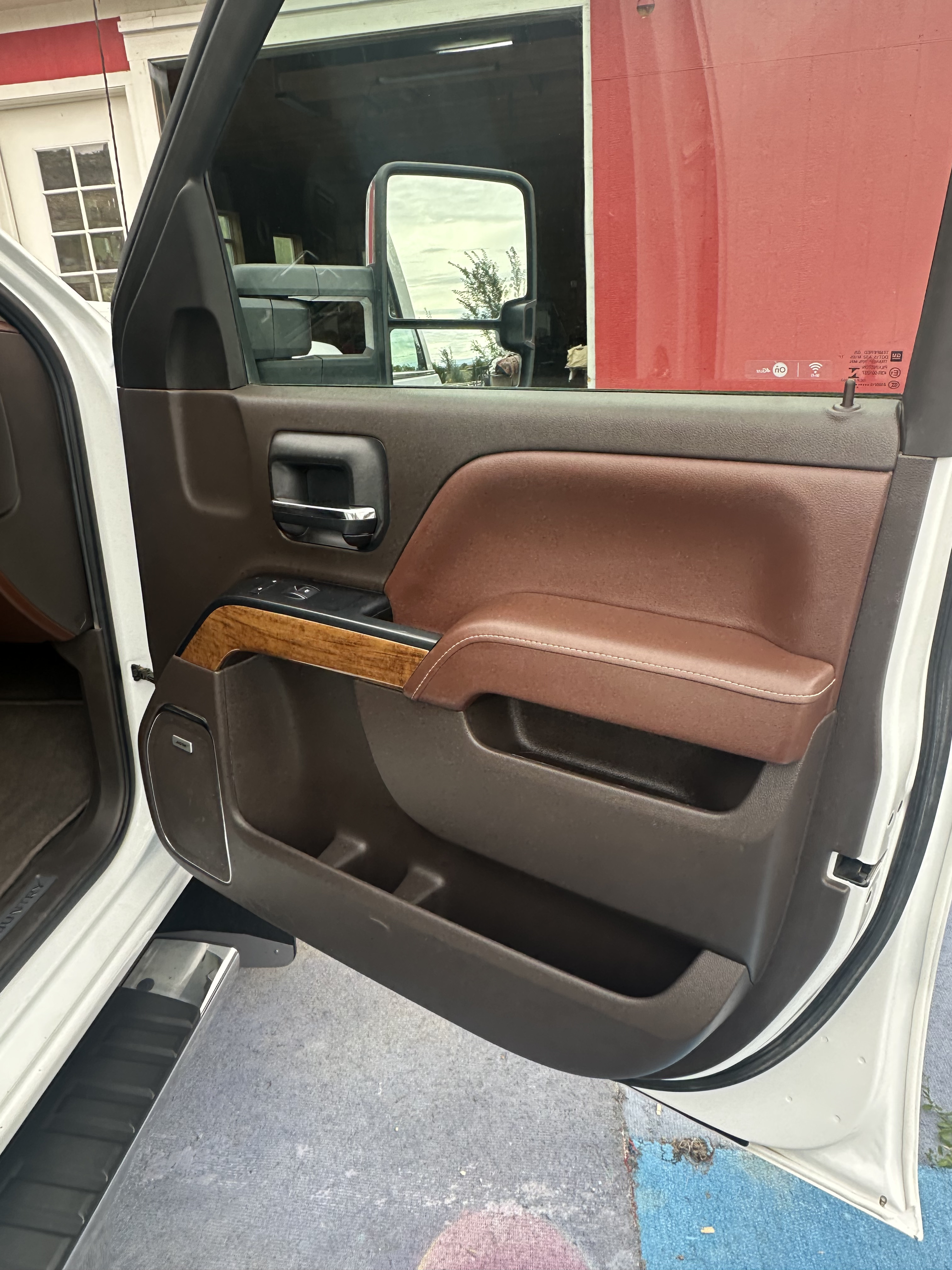 Used 2018 Chevrolet Silverado 3500 High Country w/ Duramax Plus Package AWD/4WD image 28