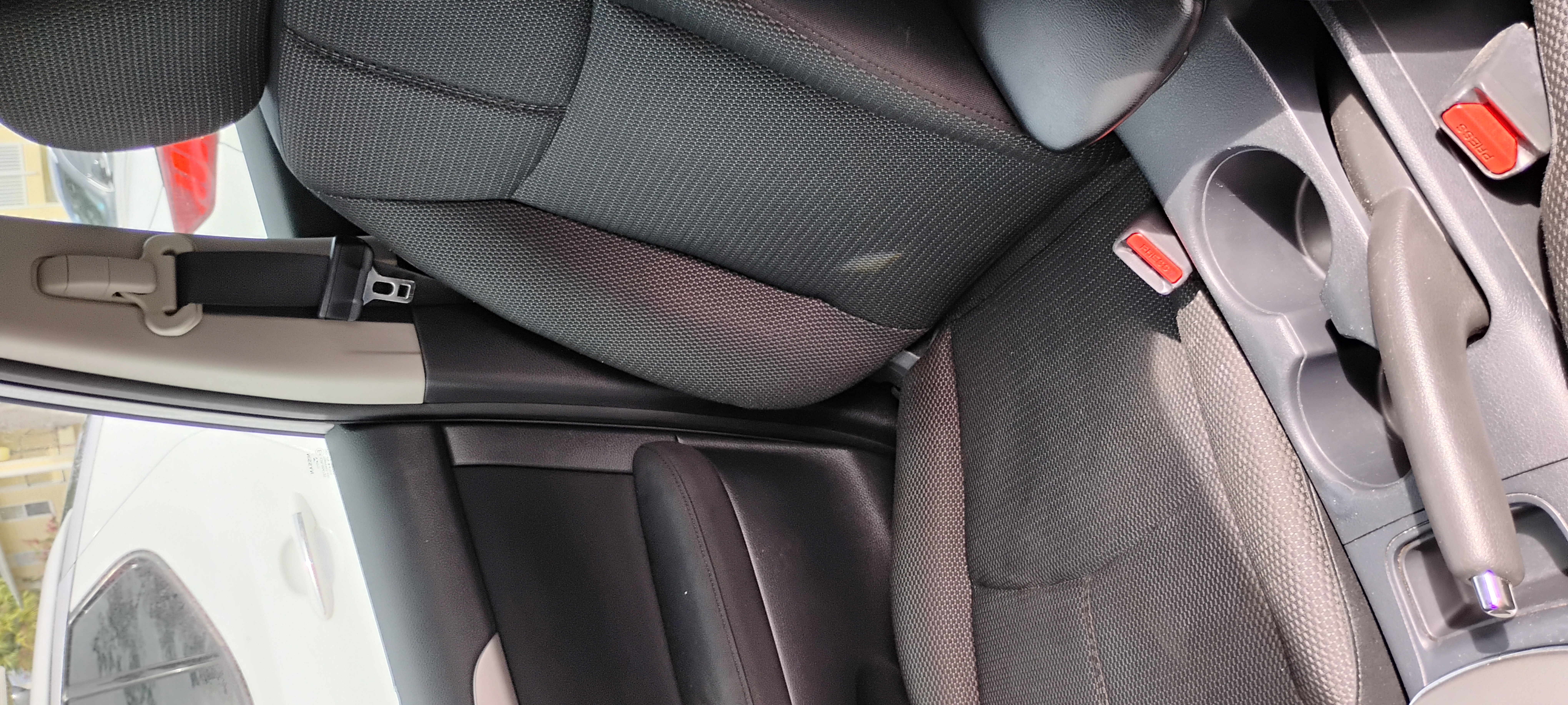 Used 2013 Nissan Sentra S FWD image 2