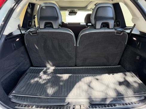 Used 2020 Volvo XC90 T6 Momentum w/ Protection Package Premier image 21