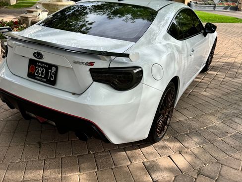 Used 2020 Subaru BRZ tS RWD image 2