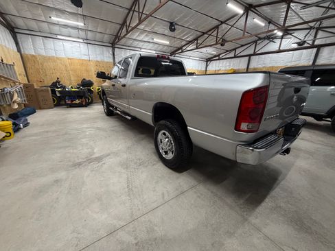 Used 2005 Dodge Ram 3500 Truck SLT AWD/4WD image 23