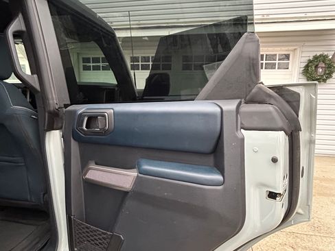 Used 2022 Ford Bronco Outer Banks w/ Sasquatch Package image 21