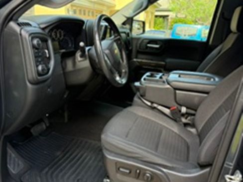 Used 2020 Chevrolet Silverado 1500 LT w/ Fleet Comfort Package AWD/4WD image 23