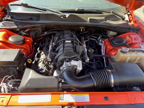 Used 2009 Dodge Challenger R/T image 12