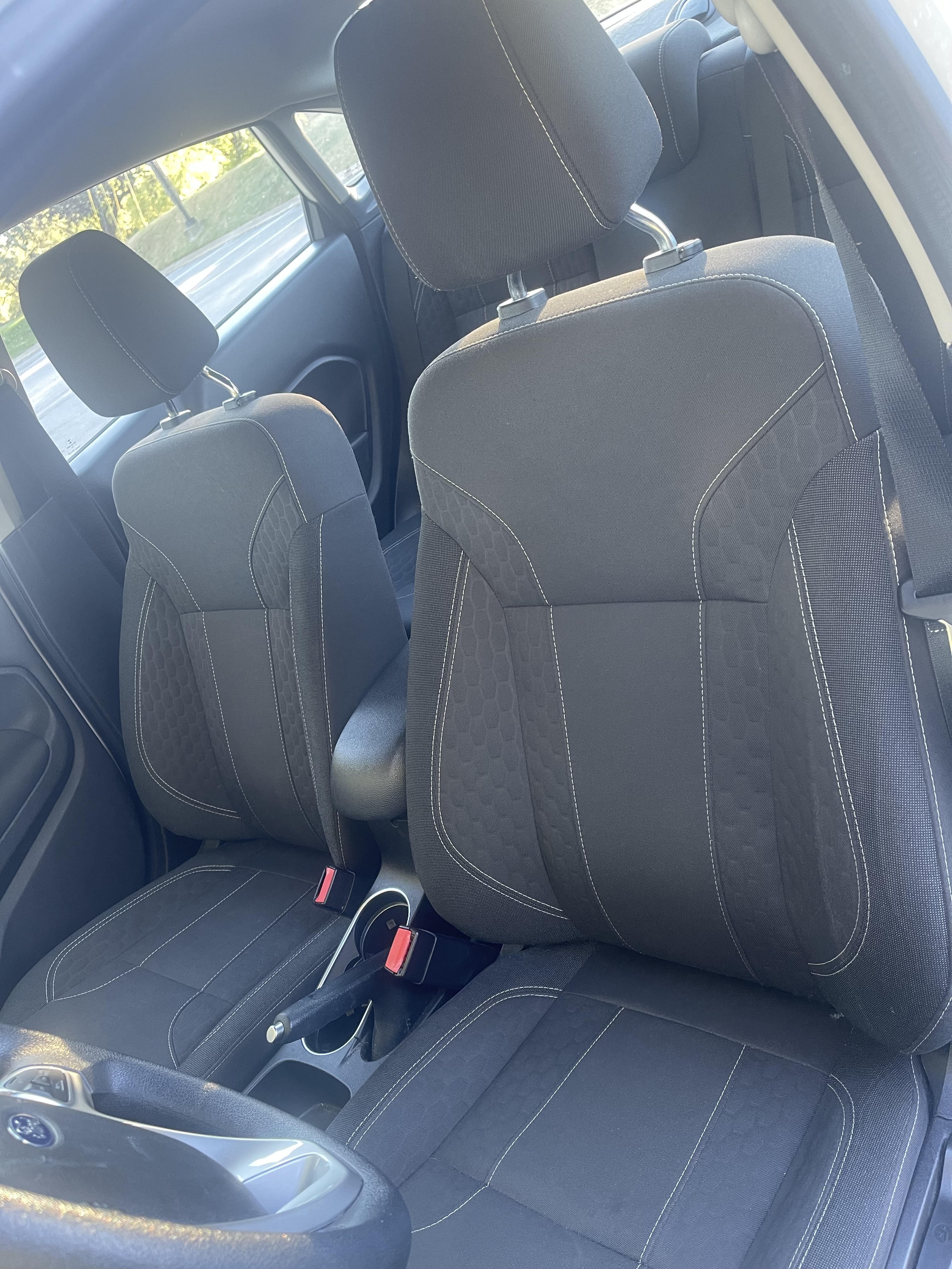 Used 2019 Ford Fiesta SE w/ Equipment Group 201A FWD image 10