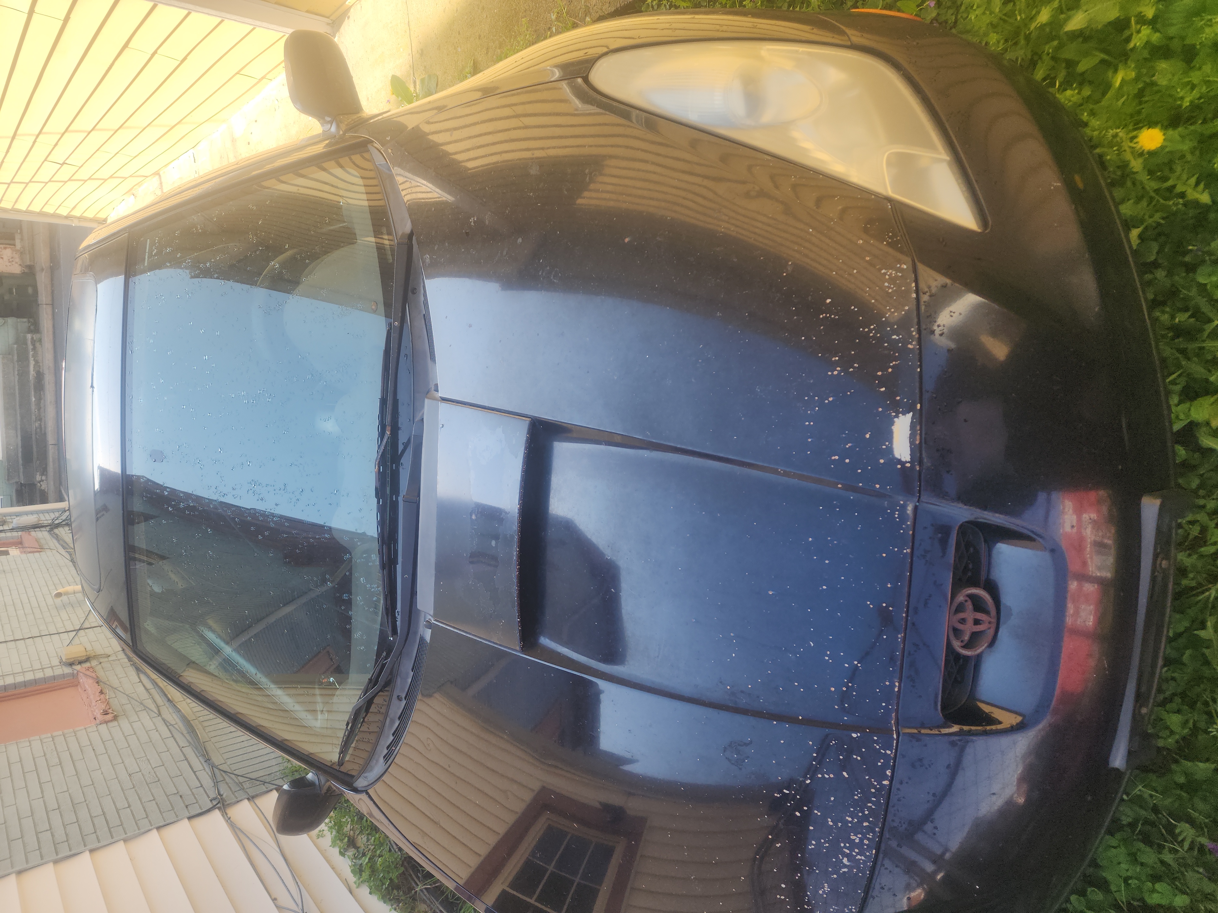 Used 2000 Toyota Celica GT FWD image 1