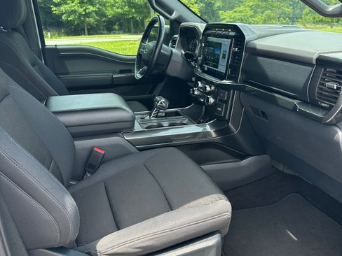 Used 2021 Ford F150 XLT w/ Equipment Group 302A High RWD image 8