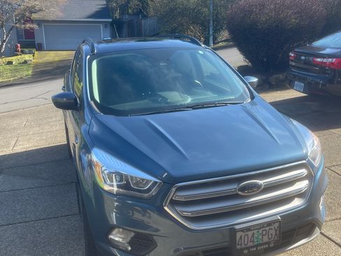 Used 2018 Ford Escape SEL w/ Ford Safe & Smart Package image 1