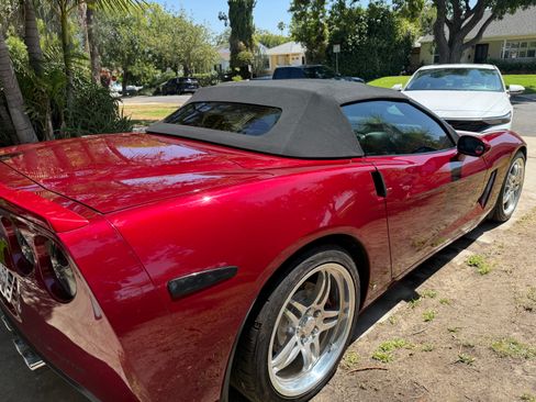 Used 2006 Chevrolet Corvette Convertible w/ Preferred Equipment Group RWD image 8