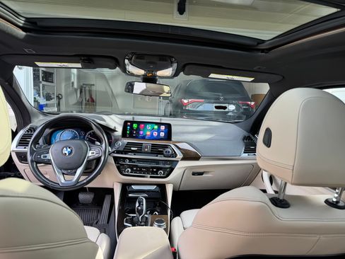 Used 2019 BMW X4 xDrive30i w/ Executive Package image 10