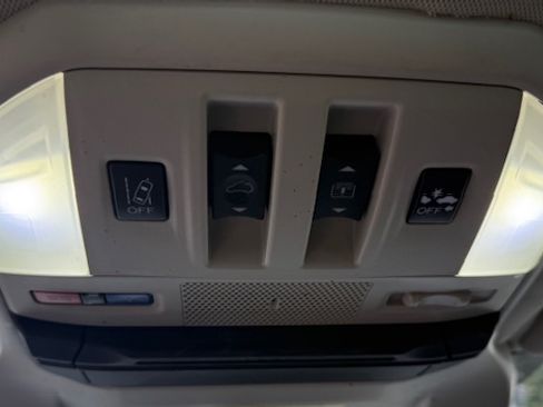 Used 2020 Subaru Ascent Limited w/ Technology Package image 13