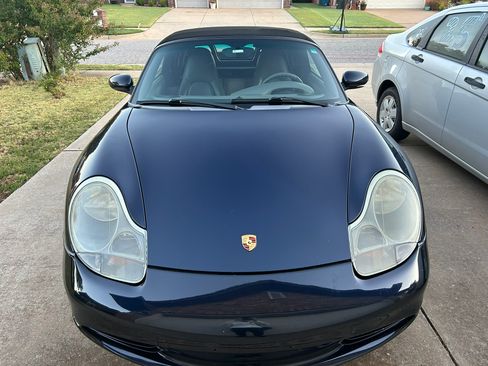 Used 2004 Porsche Boxster RWD image 2