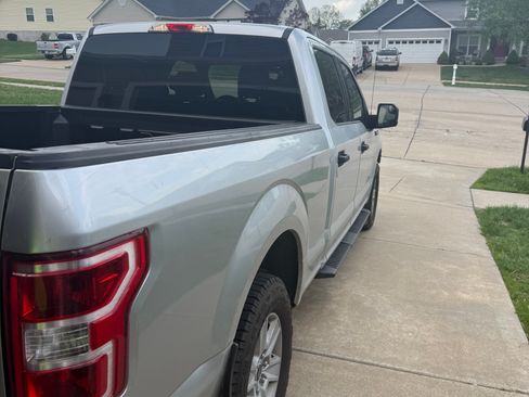 Used 2018 Ford F150 XLT w/ Heavy-Duty Payload Package image 5