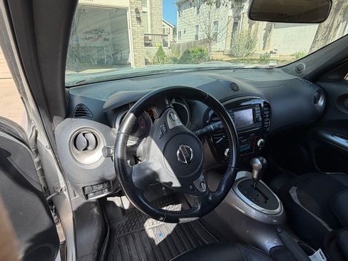 Used 2012 Nissan Juke SL w/ Sport Pkg image 9