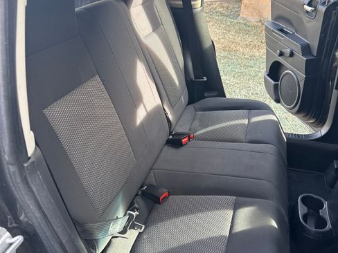 Used 2010 Jeep Patriot Sport image 14