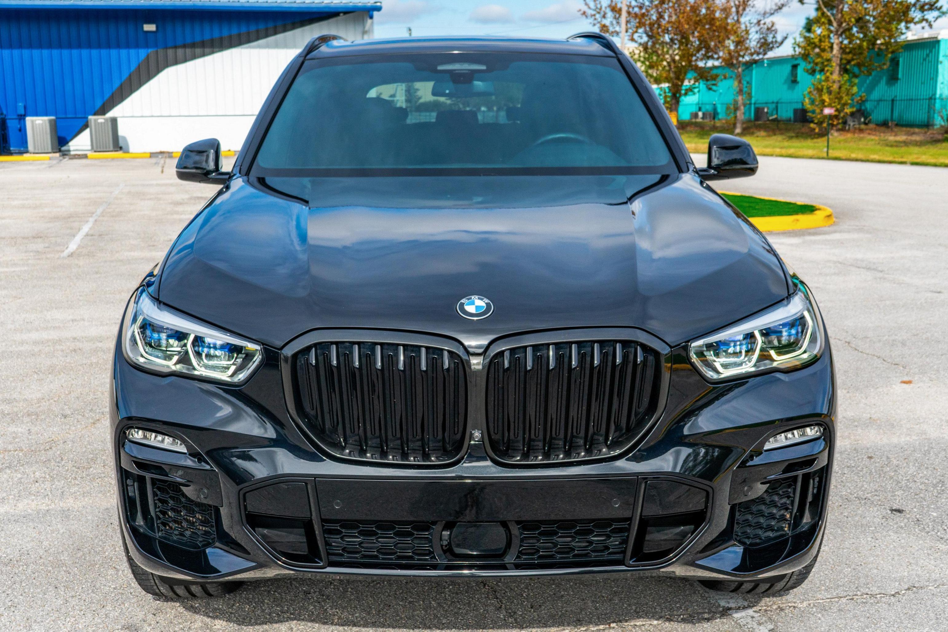 Used 2021 BMW X5 M50i w/ Executive Package AWD/4WD image 4