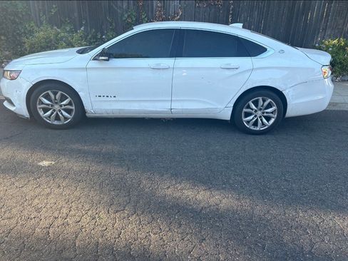Used 2017 Chevrolet Impala LT FWD image 1
