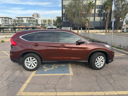 Used 2016 Honda CR-V EX image 2