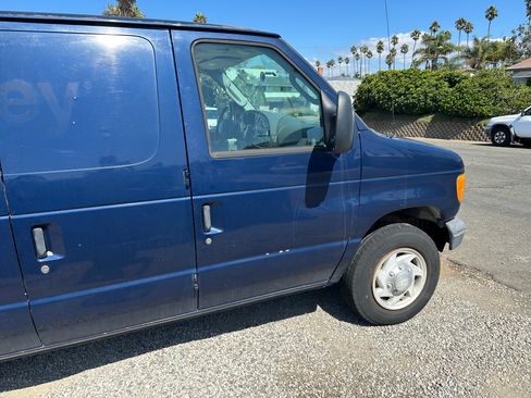 Used 2007 Ford E-150 and Econoline 150 image 12