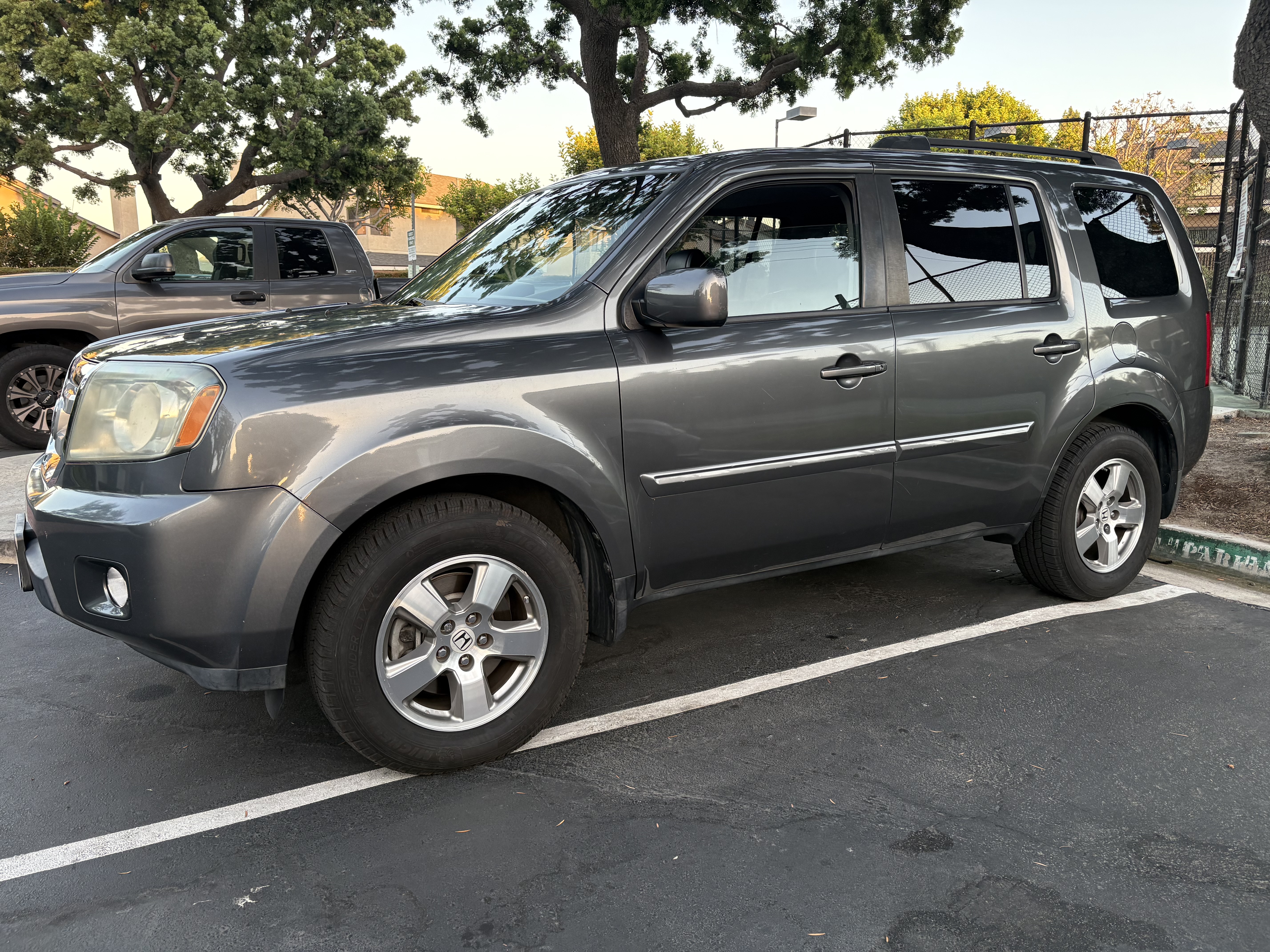 Used 2011 Honda Pilot EX-L image 1