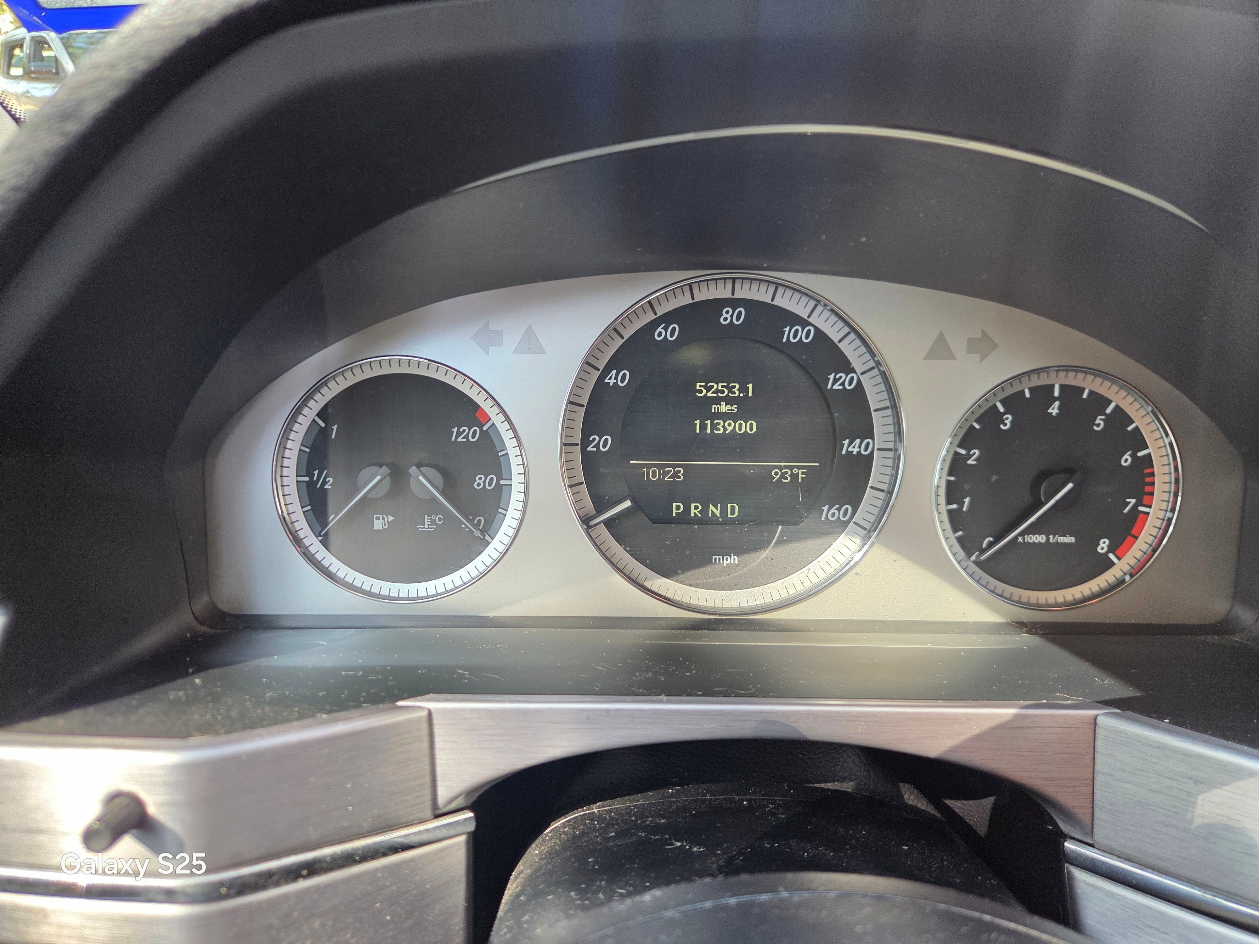 Used 2010 Mercedes-Benz GLK 350 4MATIC image 8