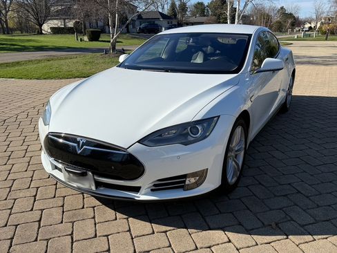 Used 2014 Tesla Model S image 20