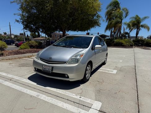 Used 2007 Toyota Prius FWD image 2
