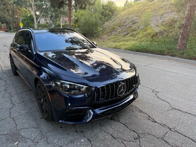 Used 2021 Mercedes-Benz E 63 AMG S image 1